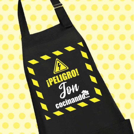 DELANTAL "PELIGRO" PERSONALIZADO