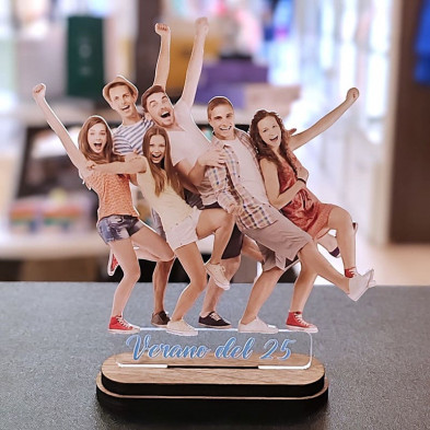 Figura de silueta personalizada con foto y base de madera