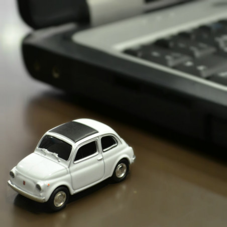 Pendrive Fiat500 - regalos para hombres