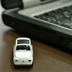 Pendrive Fiat500 - regalos para hombres