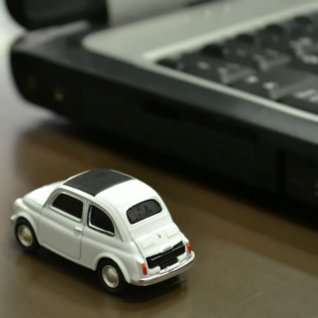 Pendrive Fiat500 - regalos para hombres