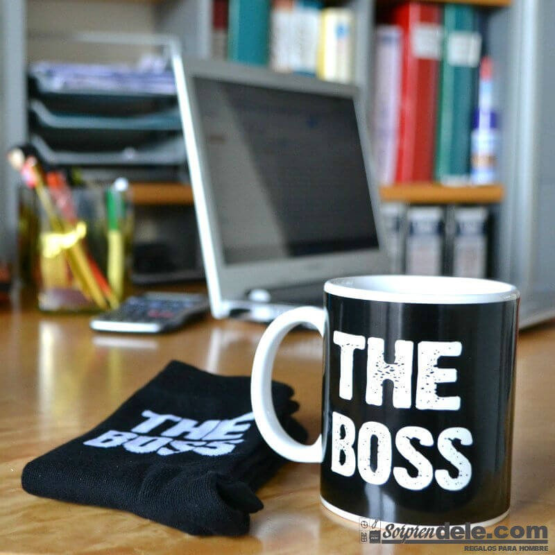 SET TAZA Y CALCETINES "THE BOSS"
