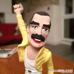 FIGURA RESINA FREDDIE MERCURY