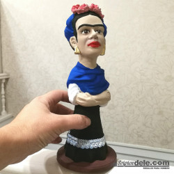 FIGURA RESINA FRIDA KAHLO