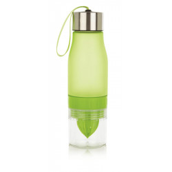 "LEMON BOTTLE": LA BOTELLA DE AGUA A LA QUE PUEDES AÑADIR CÍTRICOS