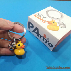 LLAVERO DE METAL PATITOS