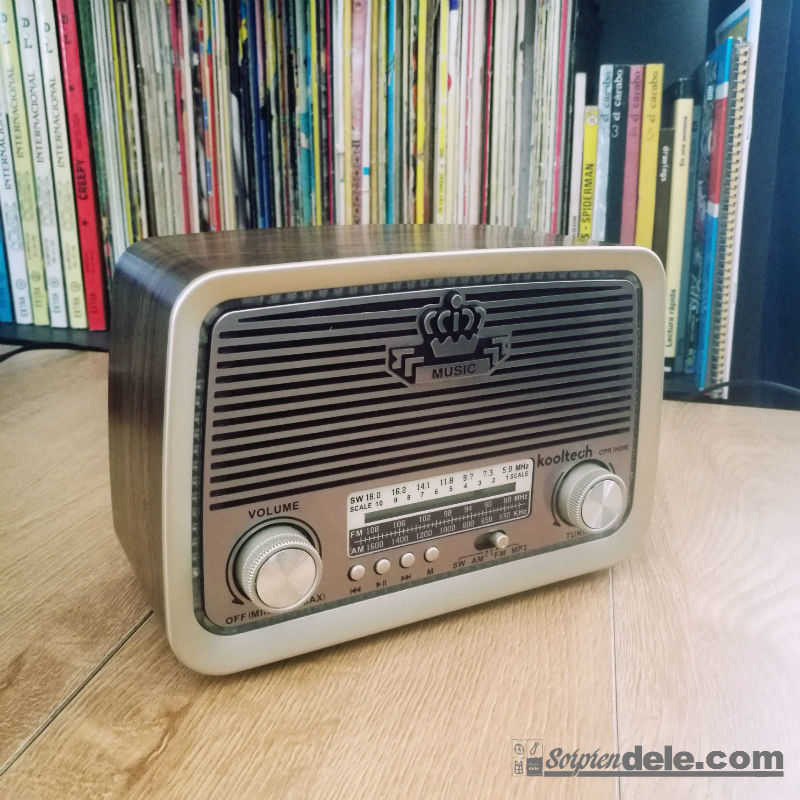 RADIO ALTAVOZ RETRO VINTAGE