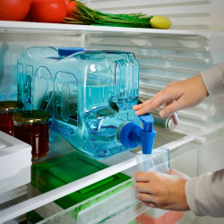DISPENSADOR DE AGUA